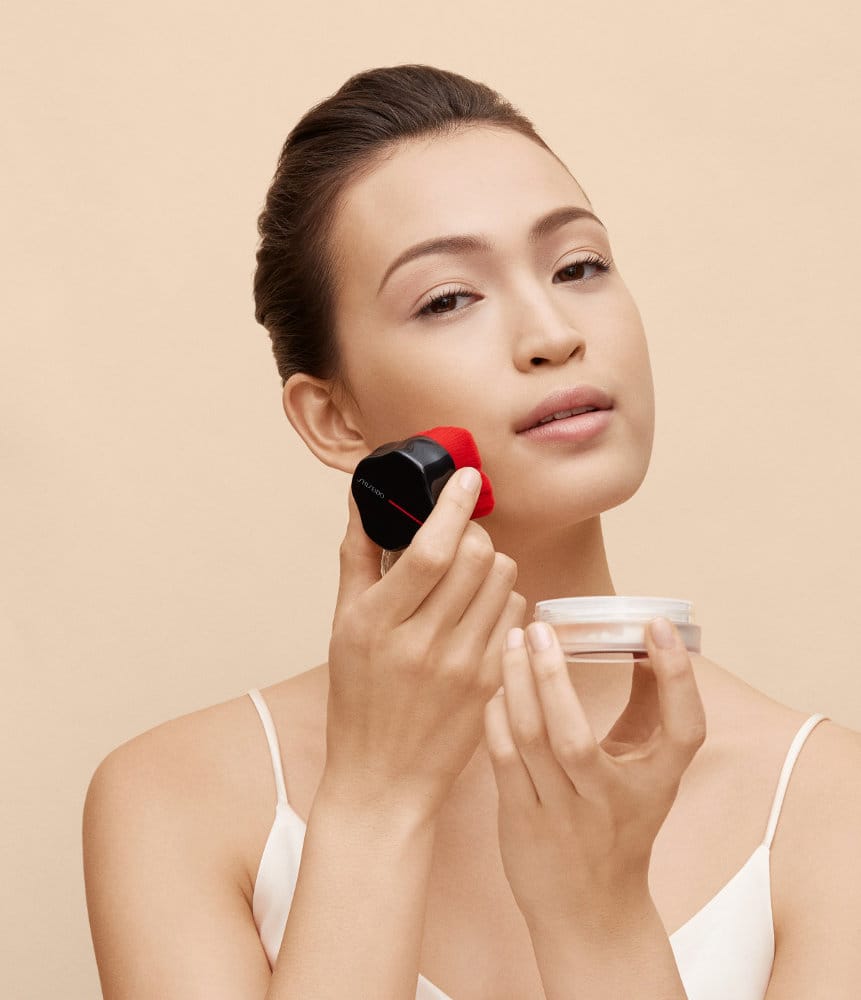 Shiseido Skin Invisible Silk Loose Powder
